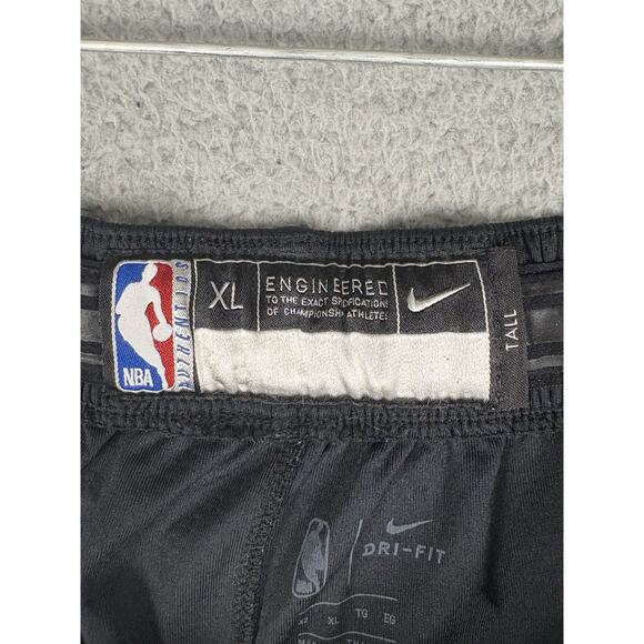 Nike Engineered Sacramento Kings Shorts Men’s XL Tall Black Practice Crown NBA - Picture 4 of 13